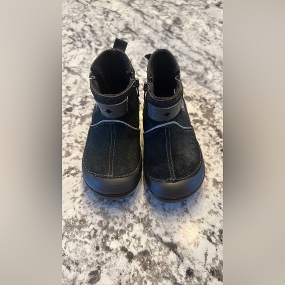 Croc Boots - Picture 1 of 4